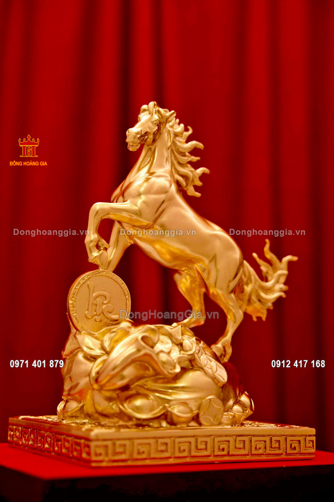 Hình dáng tượng ngựa uyển chuyển và mang giá trị thẩm mỹ cao